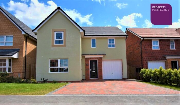 4 Bedroom Detached House For Sale In Parry Drive, Oakley Vale, Corby, NN18