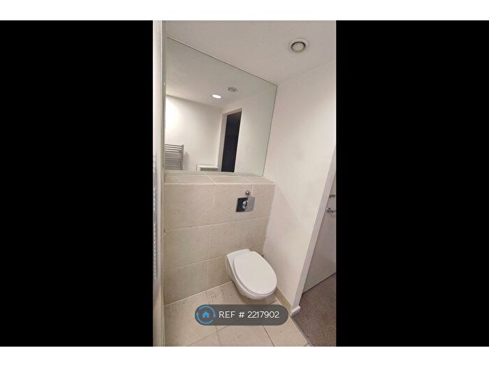 2 Bedroom Flat To Rent In Wellington Street, Leeds, LS1