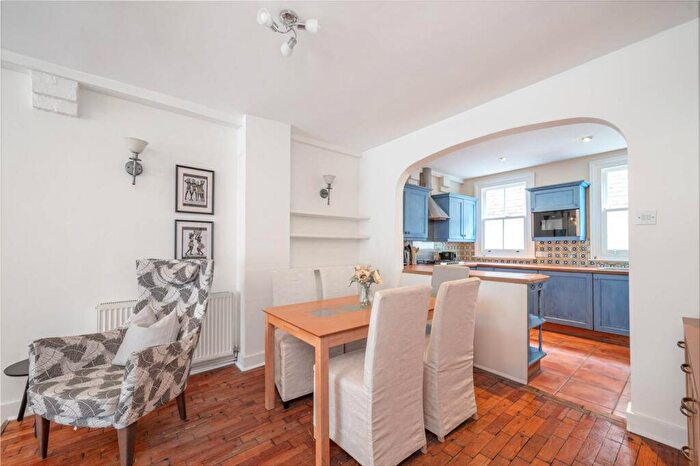 2 Bedroom Terraced House To Rent In Maryon Mews, Hampstead, London, NW3