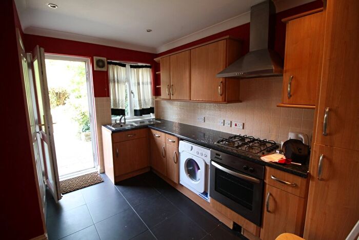 2 Bedroom Flat To Rent In Tarling Road, London, E16