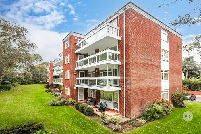 3 Bedroom Flat For Sale In Martello Road South, Canford Cliffs, Poole, BH13
