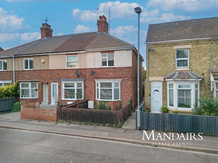 3 Bedroom End Of Terrace House To Rent In Churchfield Road, Walton, Peterborough, PE4