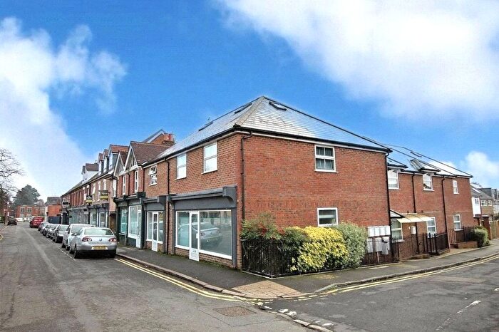 1 Bedroom Flat To Rent In Armstrong Road, Englefield Green, Egham, Surrey, TW20