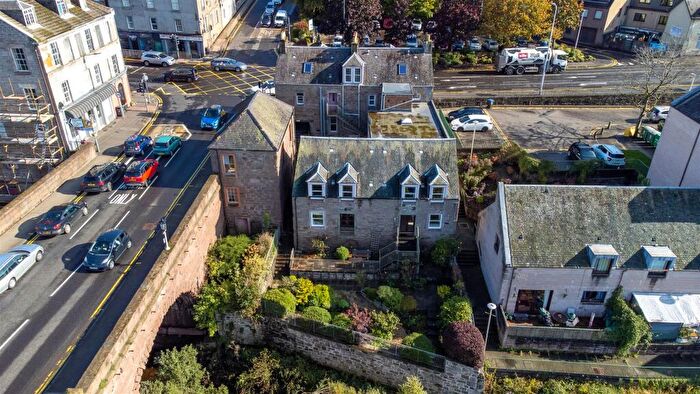 1 Bedroom Flat To Rent In Commercial Street, Perth, PH2