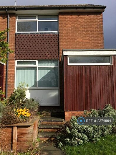 2 Bedroom End Of Terrace House To Rent In Sandford Road, Leeds, LS5