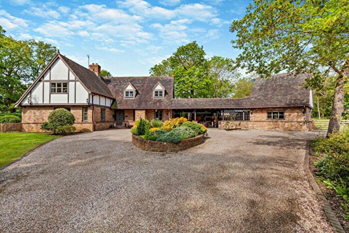 5 Bedroom Detached House For Sale In Main Road, Mundon, CM9