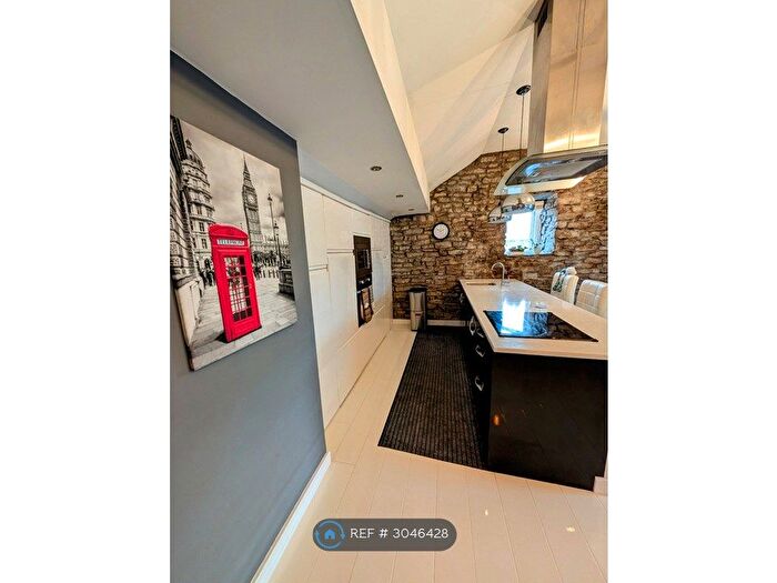 2 Bedroom Flat To Rent In Highgate, Kendal, LA9