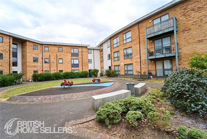 1 Bedroom Flat For Sale In Broadmead Road, Northolt, UB5