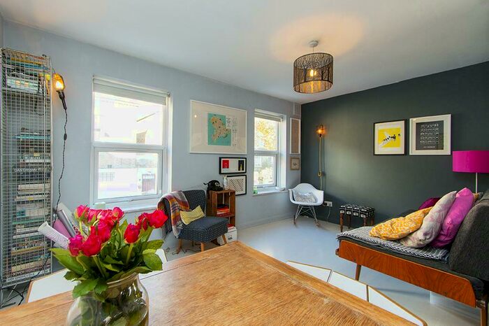 2 Bedroom Apartment To Rent In Clarence Road, Hackney, London, E5