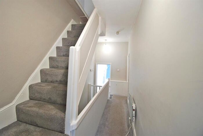 2 Bedroom Duplex To Rent In London Road, Alderley Edge, SK9