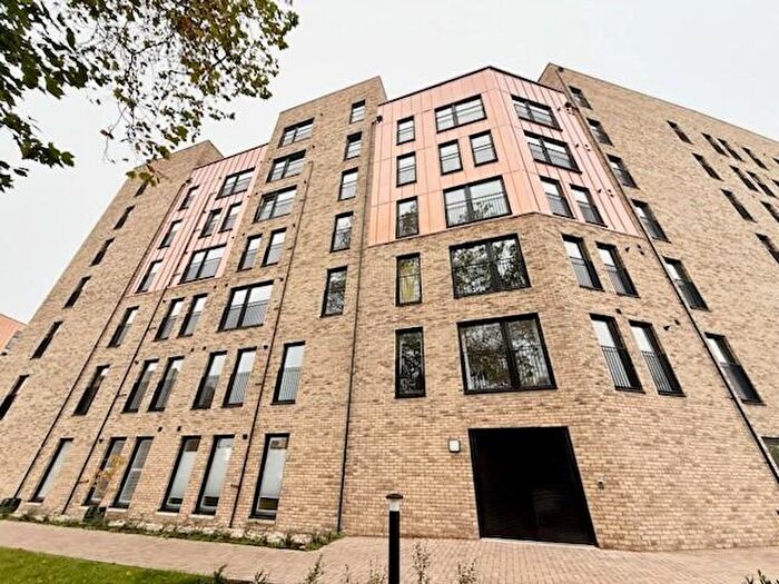 1 Bedroom Flat To Rent In Grange Road, Battlefield, G42