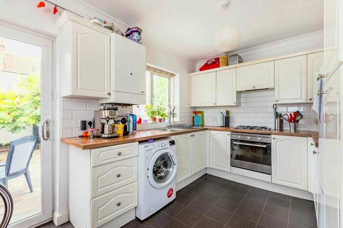 4 Bedroom Terraced House To Rent In Valnay Street, London, SW17