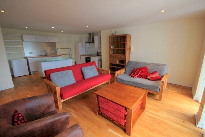 2 Bedroom Apartment To Rent In Queens Wharf, Queen's Road, Reading, RG1