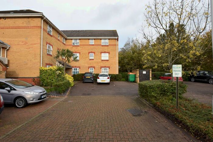 1 Bedroom Flat To Rent In Founder Close, London, E6