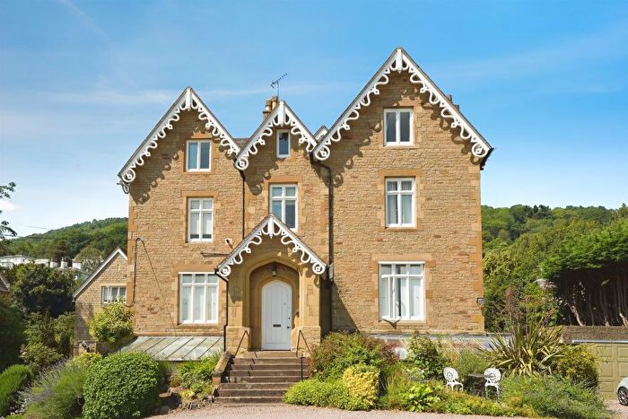 2 Bedroom Flat For Sale In College Road, Malvern, WR14