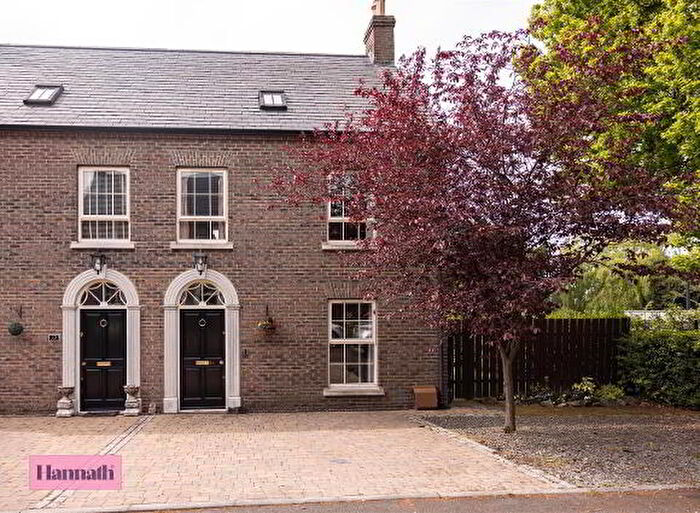 4 Bedroom Semi-Detached House For Sale In Derry Park Lane, Craigavon, BT66