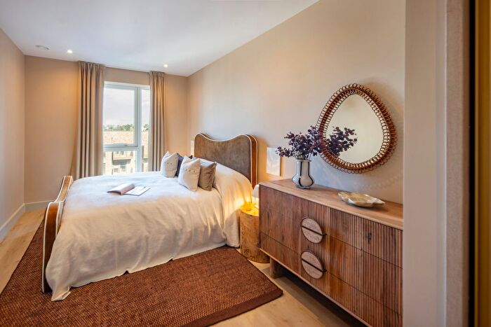 1 Bedroom Flat To Rent In The Draper, Draycote House, Colindale, NW9