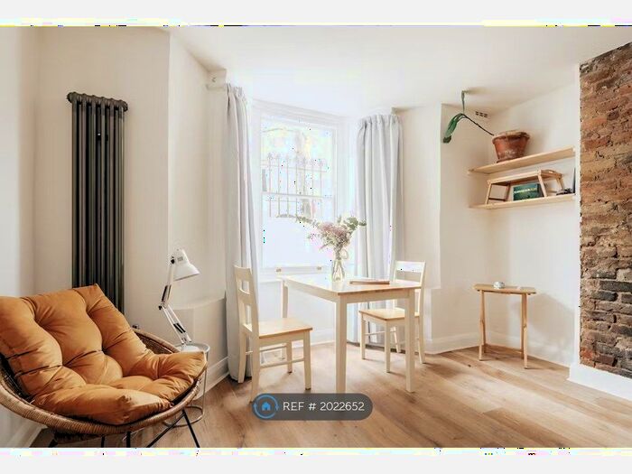 1 Bedroom Flat To Rent In Dunlace Road, London, E5