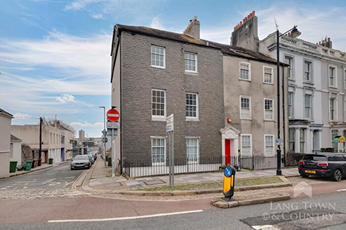 4 Bedroom Apartment For Sale In Durnford Street, Stonehouse, Plymouth, PL1