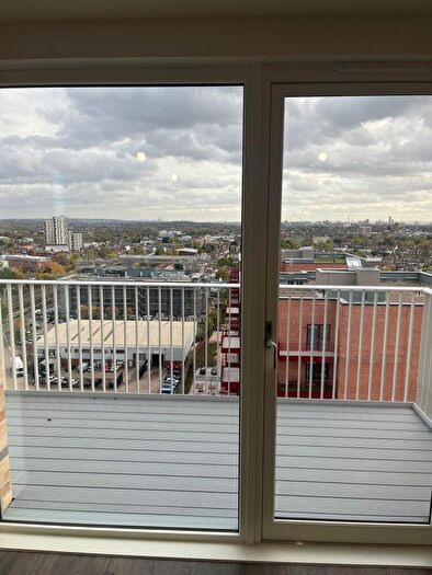 1 Bedroom Apartment To Rent In Eastman Road, Harrow, Middlesex, HA1