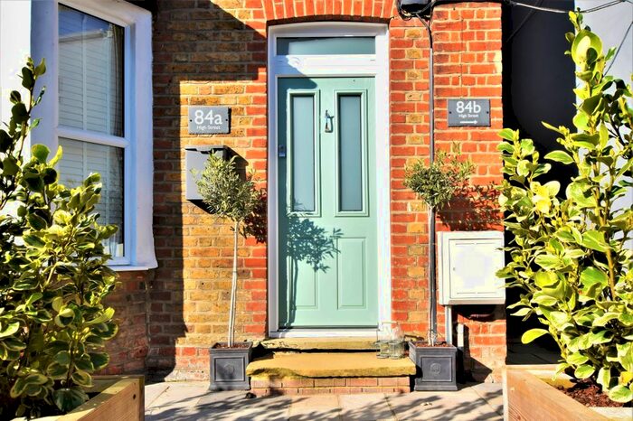 1 Bedroom Maisonette To Rent In High Street, Dunmow, CM6