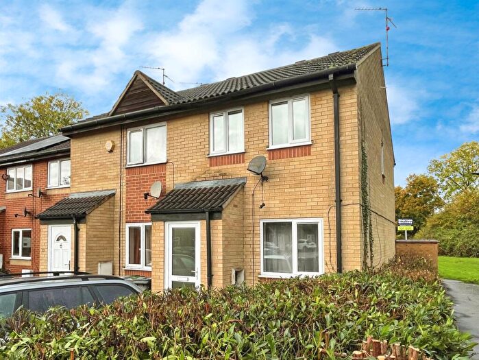 2 Bedroom End Of Terrace House For Sale In Seymour Place, Peterborough, PE4