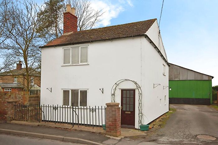 3 Bedroom Detached House To Rent In High Street, Walcott, LN4