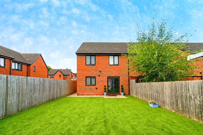 4 Bedroom Semi-Detached House For Sale In Britannia Street, Salford, Lancashire, M6
