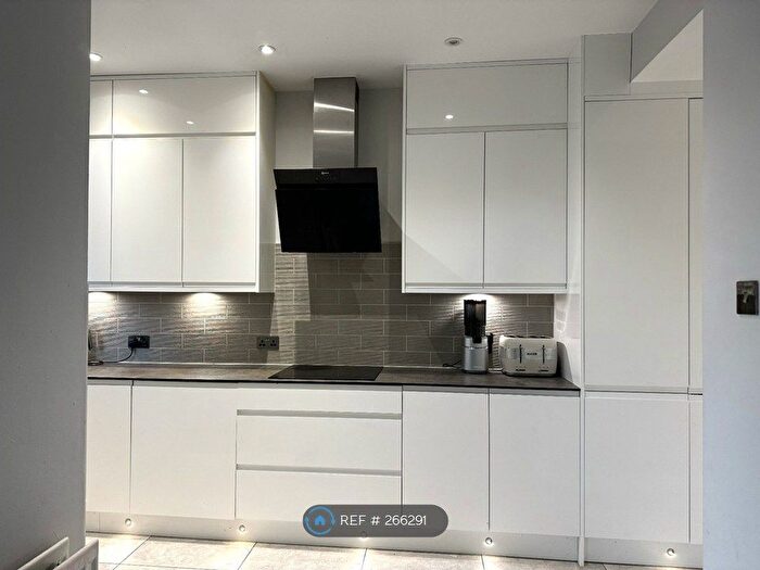 5 Bedroom End Of Terrace House To Rent In Malvern Avenue, Harrow, HA2