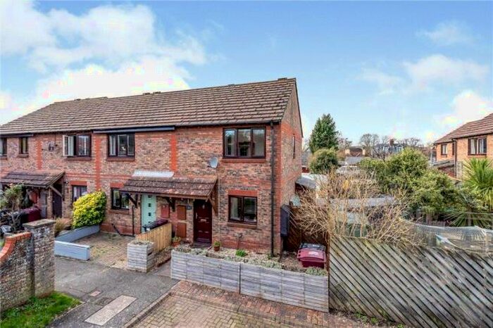 2 Bedroom End Of Terrace House To Rent In Edgell Road, Westbourne, PO10