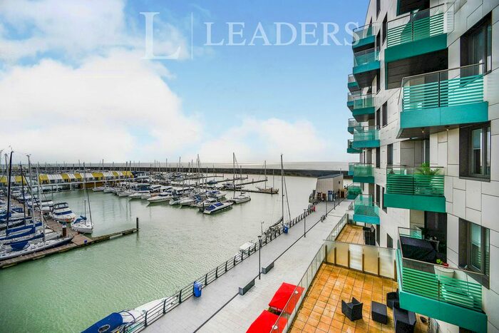 3 Bedroom Flat To Rent In Sirius, Brighton Marina, BN2