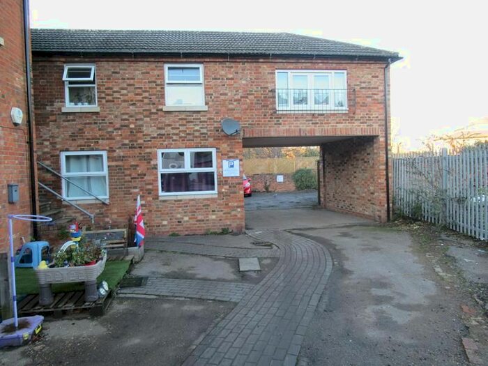 2 Bedroom Flat To Rent In Flat The Mews, St Peters Street, MK40