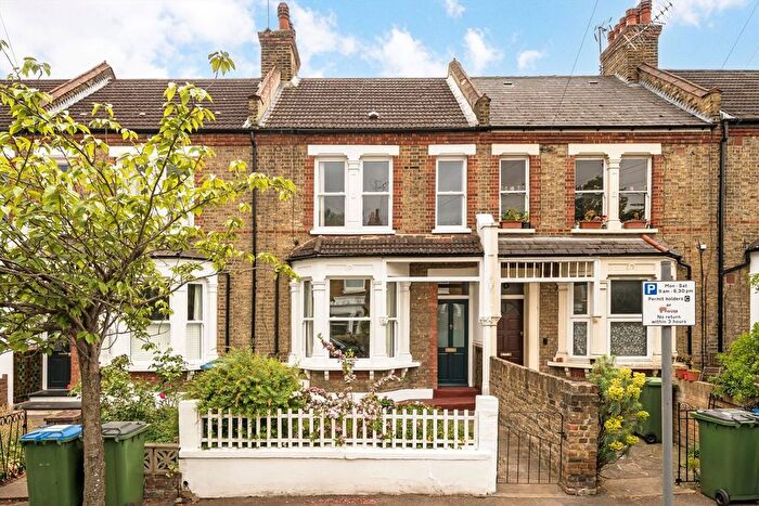 3 Bedroom Terraced House For Sale In Sundorne Road, Charlton, SE7