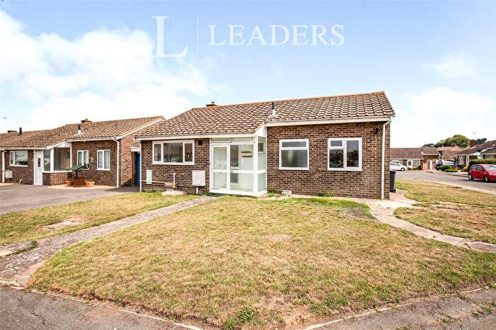 3 Bedroom Bungalow For Sale In Swinburne Avenue, Eastbourne, East Sussex, BN22