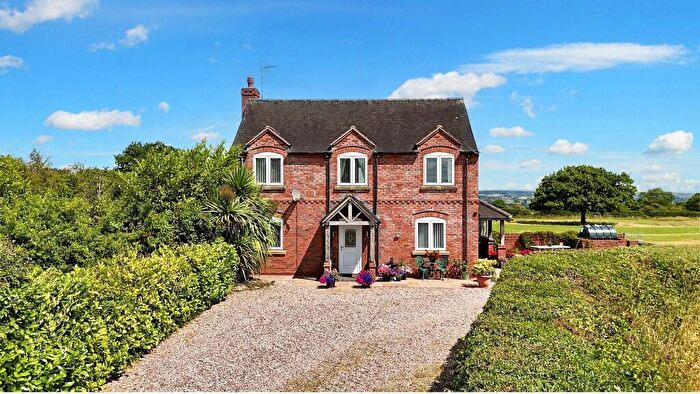 3 Bedroom Detached House For Sale In Hill Lane, Leigh, ST10