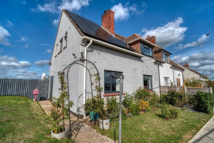 3 Bedroom Semi Detached House For Sale In Hillside, Manston, Sturminster Newton, DT10