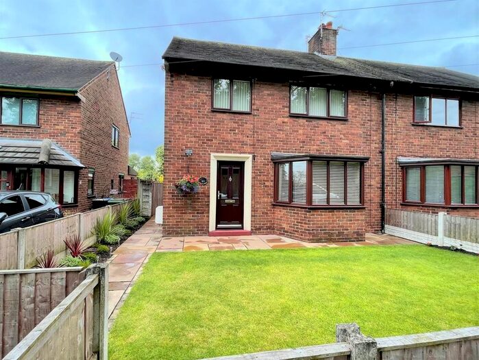 Houses for sale in Leigh, WN7, Greater Manchester