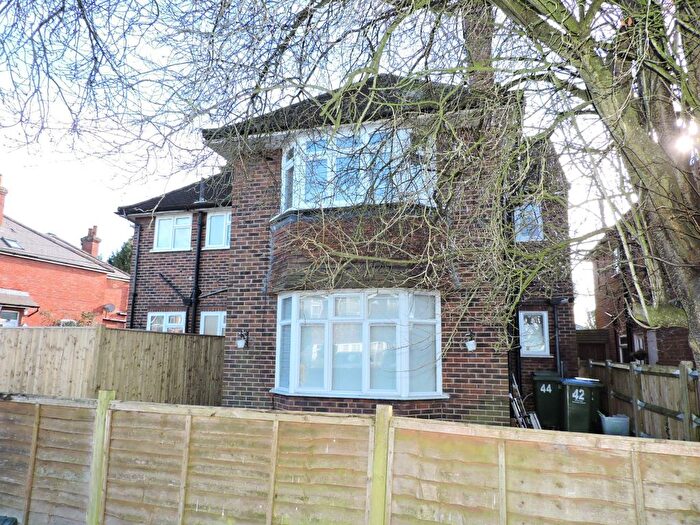 2 Bedroom Flat To Rent In Copse Road, Cobham, KT11