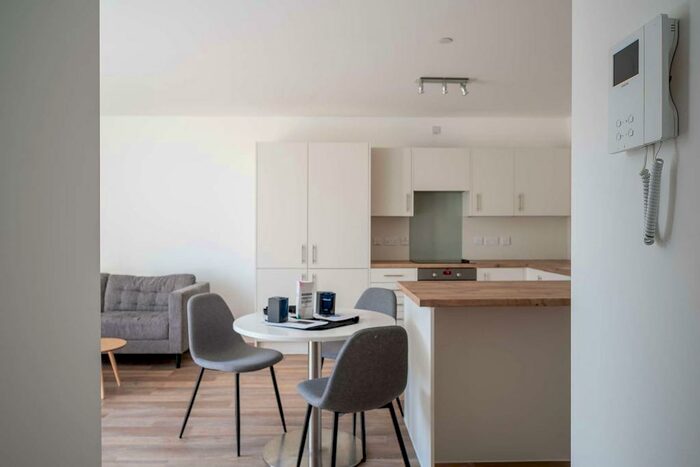 2 Bedroom Flat To Rent In Apartment, The Wullcomb, Highcross Street, , Furnished, LE1