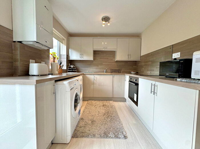 3 Bedroom Terraced House For Sale In Walcot Close, Thornbury, Plymouth, PL6