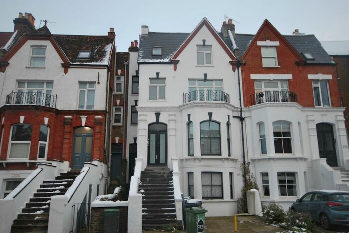 1 Bedroom Flat To Rent In Norwood Road, London, SE24