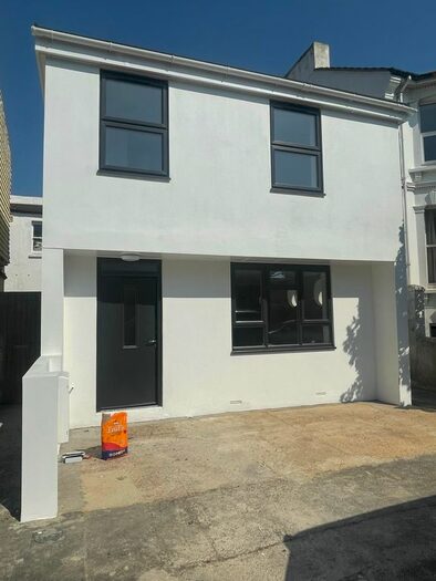 1 Bedroom Link Detached House To Rent In Westbourne Street, Hove, BN3