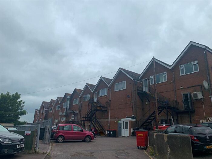 2 Bedroom Flat For Sale In High Street, Cinderford, GL14