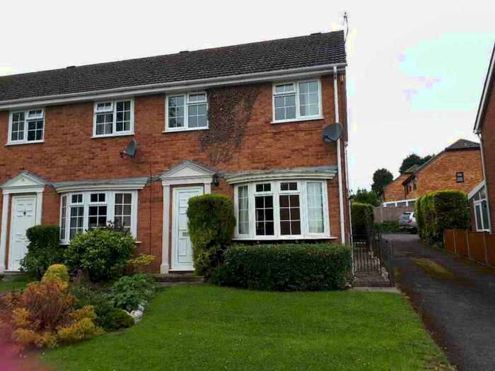 2 Bedroom House To Rent In Portia Close, CV11