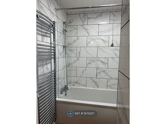 4 Bedroom Terraced House To Rent In Buckingham Street, Wolverton, Milton Keynes, MK12