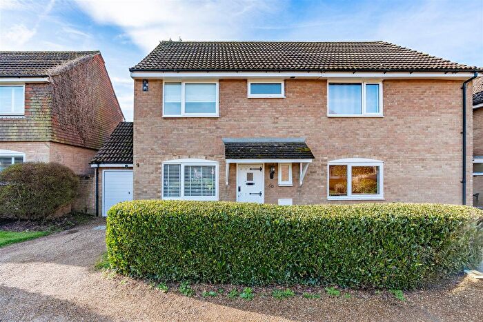 3 Bedroom Semi Detached House For Sale In Seven Acres, New Ash Green, DA3