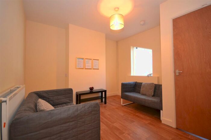 4 Bedroom Terraced House To Rent In Brougham Hayes, Bath, Somerset, BA2