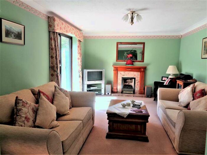 4 Bedroom Detached House To Rent In Clayfield, Yate, Bristol, BS37