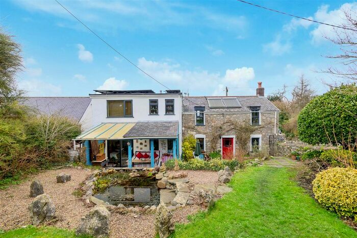 3 Bedroom Detached House For Sale In Llanrhidian, Swansea, SA3
