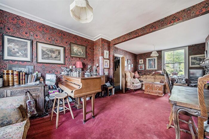 3 Bedroom Terraced House For Sale In Portsmouth Road, Thames Ditton, KT7